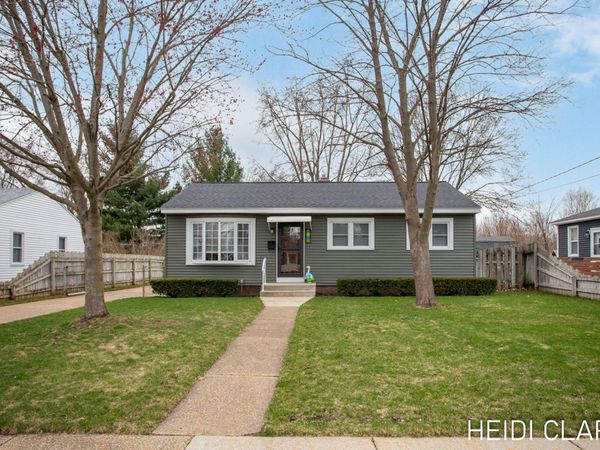 4337 Flamingo Avenue SW, Wyoming, MI 49509