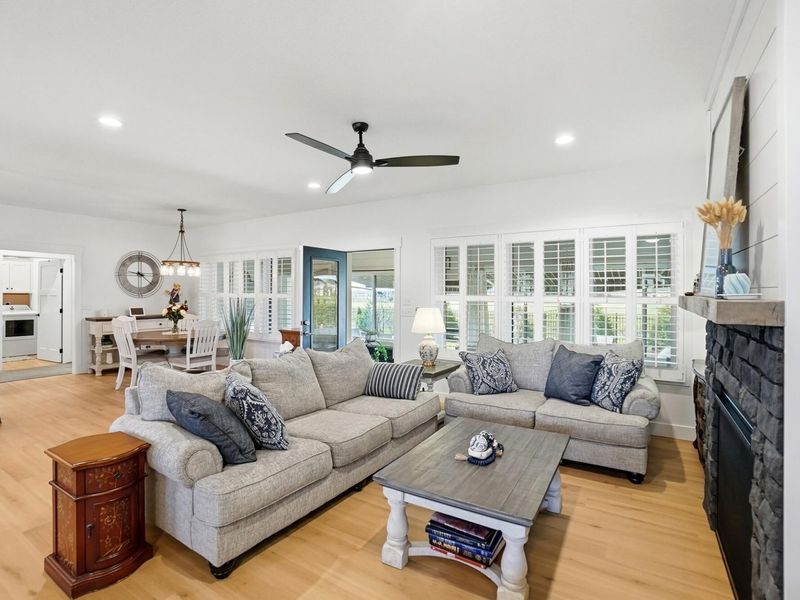 200 E Woodside Drive, Arcanum, OH 45304 Photo 9