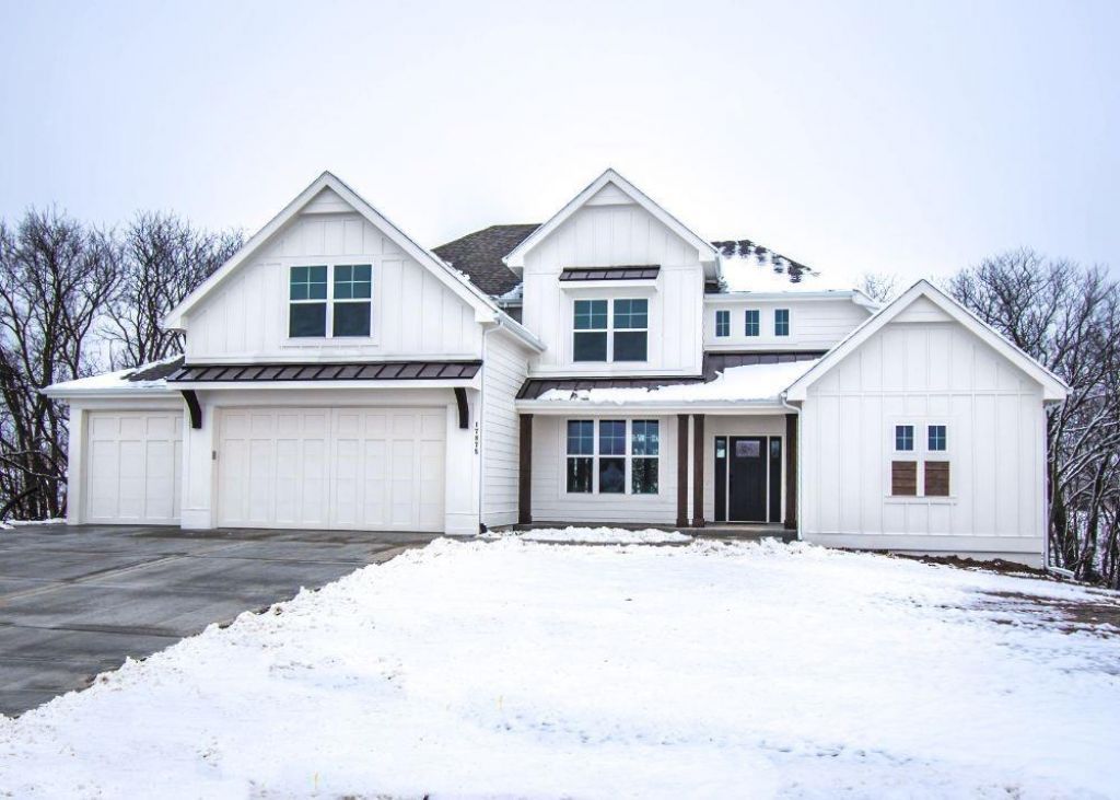 4789 NW Sienna Ridge, Riverside, MO 64150 Main Photo