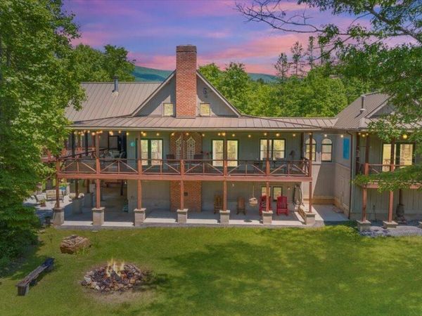 80 Oriskany Square, Eagle Rock, VA 24085