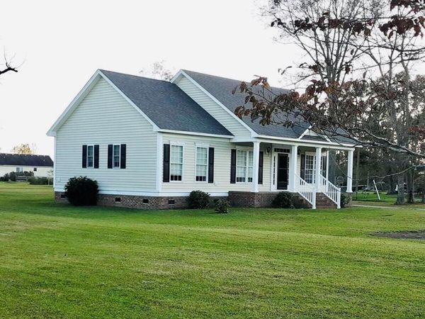 112 Ed Sawyer Lane, Maple, NC 27956