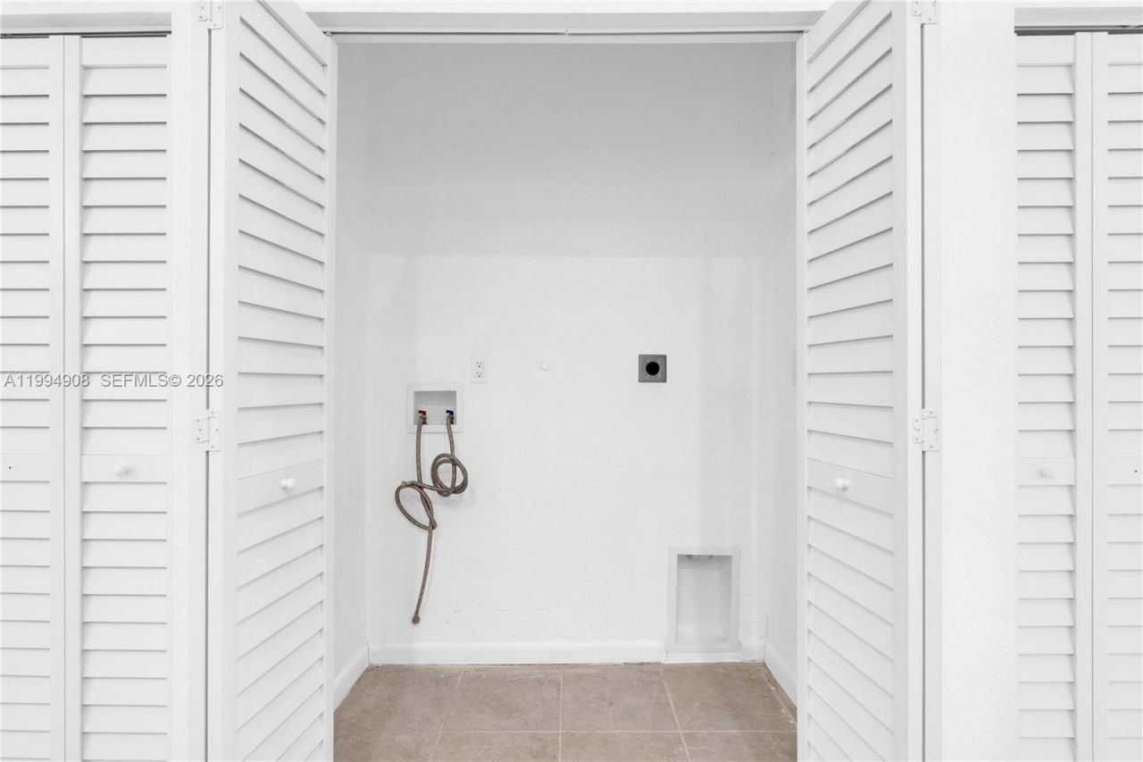 21209 NW 14th Pl , Unit 7-20, Miami Gardens, FL 33169 Photo