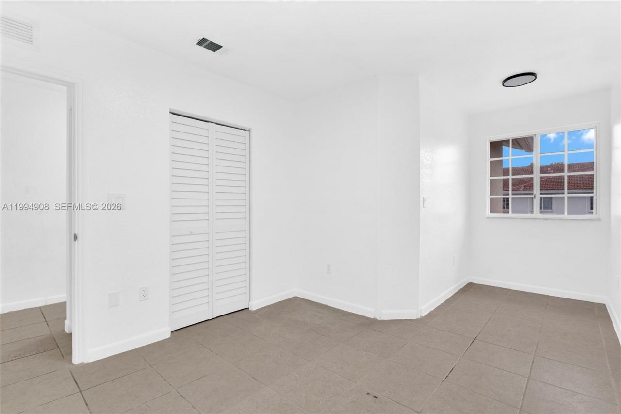 21209 NW 14th Pl , Unit 7-20, Miami Gardens, FL 33169 Photo