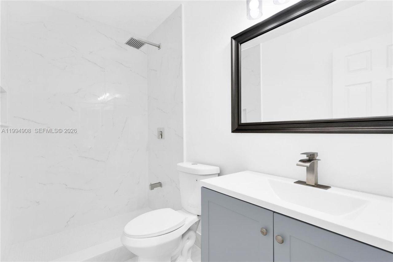 21209 NW 14th Pl, Unit 7-20, Miami Gardens, FL 33169 Photo