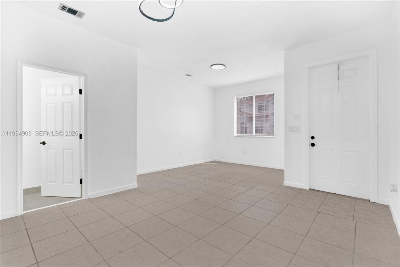 21209 NW 14th Pl , Unit 7-20, Miami Gardens, FL 33169 Photo