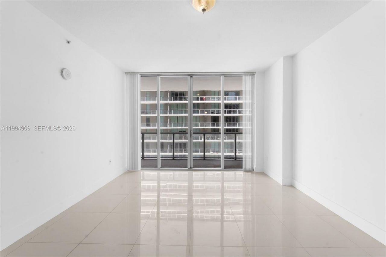 79 SW 12th St , Unit 2108-S, Miami, FL 33130 Photo