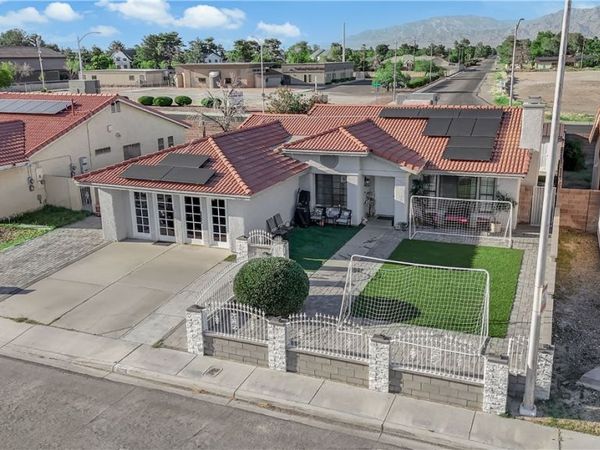 6208 Barkstone Avenue , Las Vegas, NV 89108