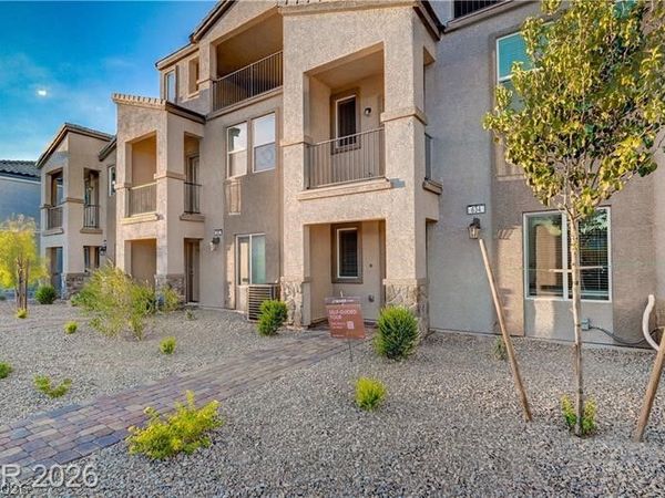 634 Bellus Place , Henderson, NV 89015