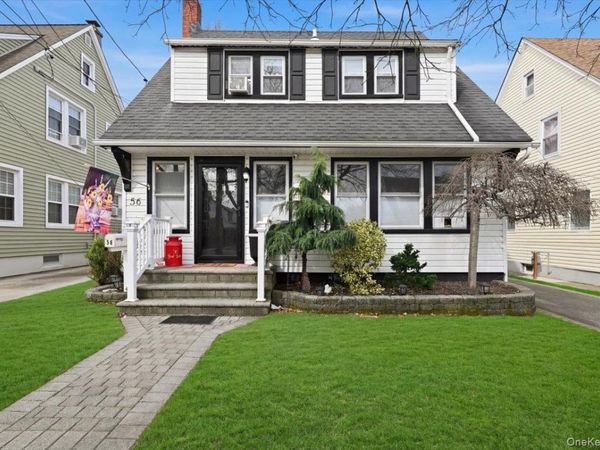 56 Broad Street , Williston Park, NY 11596