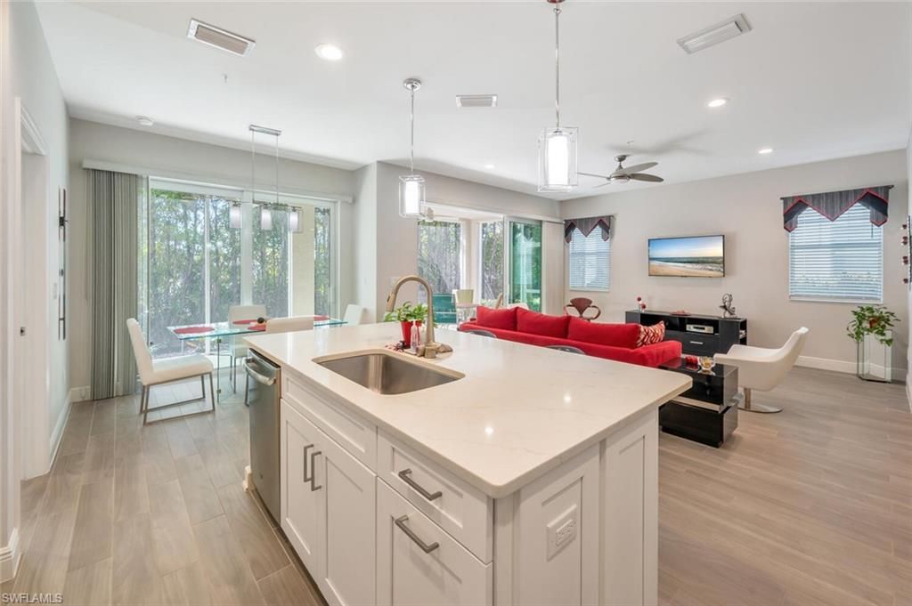 6953 Avalon Cir , Unit 1804, Naples, FL 34112 Photo