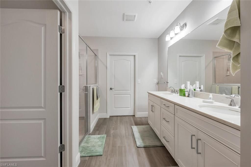 6953 Avalon Cir , Unit 1804, Naples, FL 34112 Photo