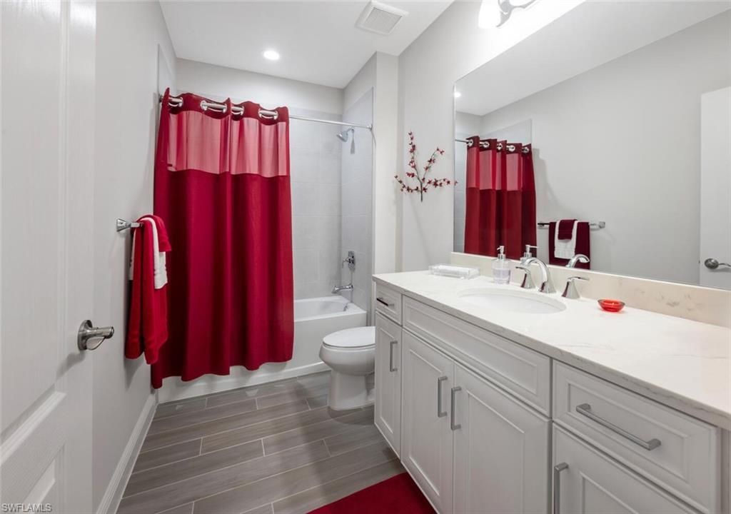 6953 Avalon Cir , Unit 1804, Naples, FL 34112 Photo