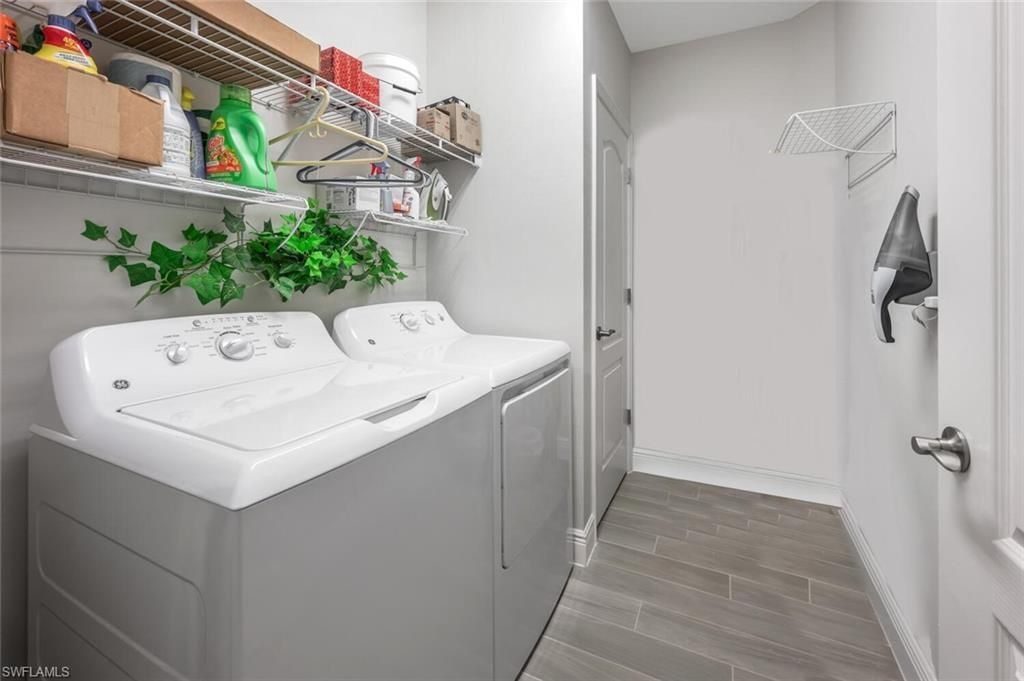 6953 Avalon Cir , Unit 1804, Naples, FL 34112 Photo