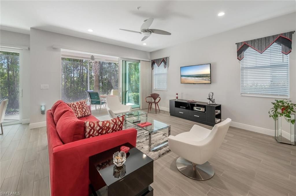 6953 Avalon Cir , Unit 1804, Naples, FL 34112 Photo