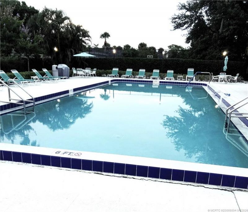800 NW Fork Road, Unit 6-4, Stuart, FL 34994 Photo