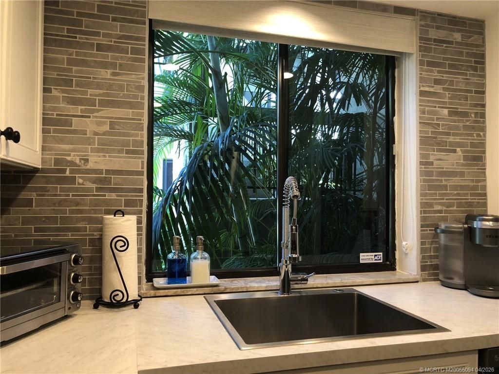 800 NW Fork Road, Unit 6-4, Stuart, FL 34994 Photo