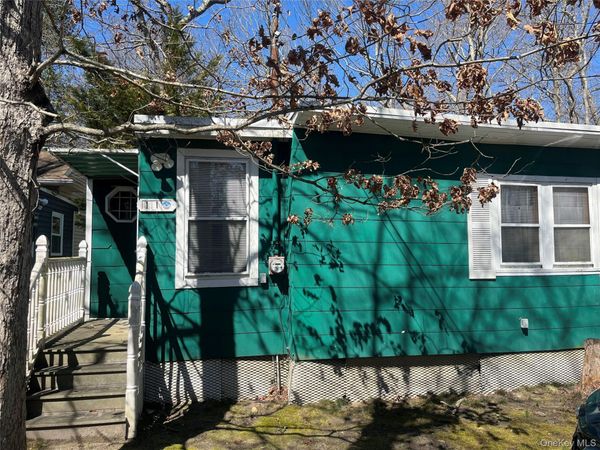 11 22nd , Wading River, NY 11972