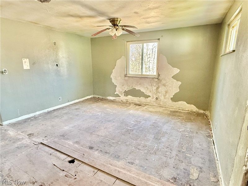 347 Patton Avenue, Wintersville, OH 43953 Photo 2