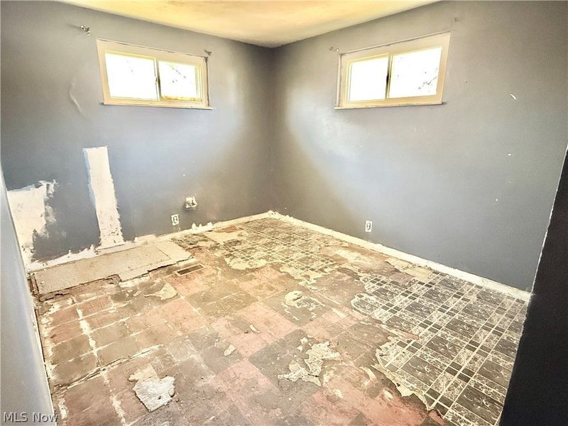 347 Patton Avenue, Wintersville, OH 43953 Photo 3