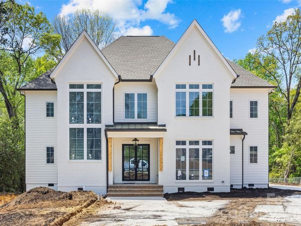 4628 Water Oak Road, Charlotte, NC 28211