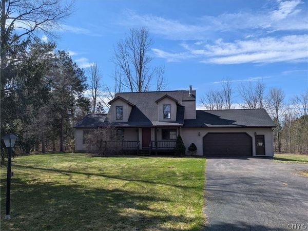 5 Pine Tree Lane , Phoenix, NY 13135