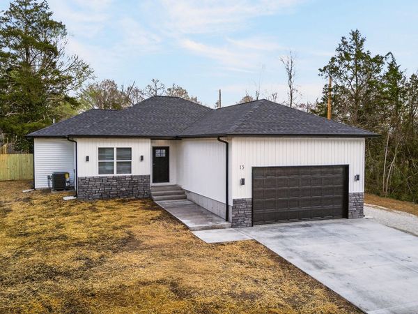 15 Redbud Lane , Kimberling City, MO 65686