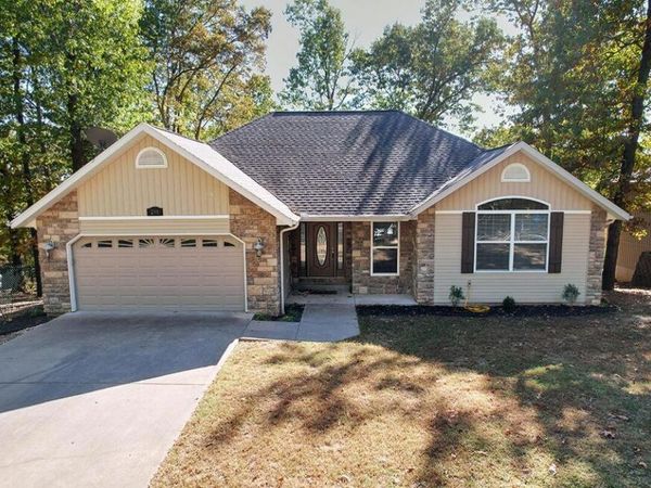 296 Lillian Lane , Kimberling City, MO 65686