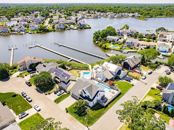 1615 Calamus Place, Point Pleasant, NJ 08742