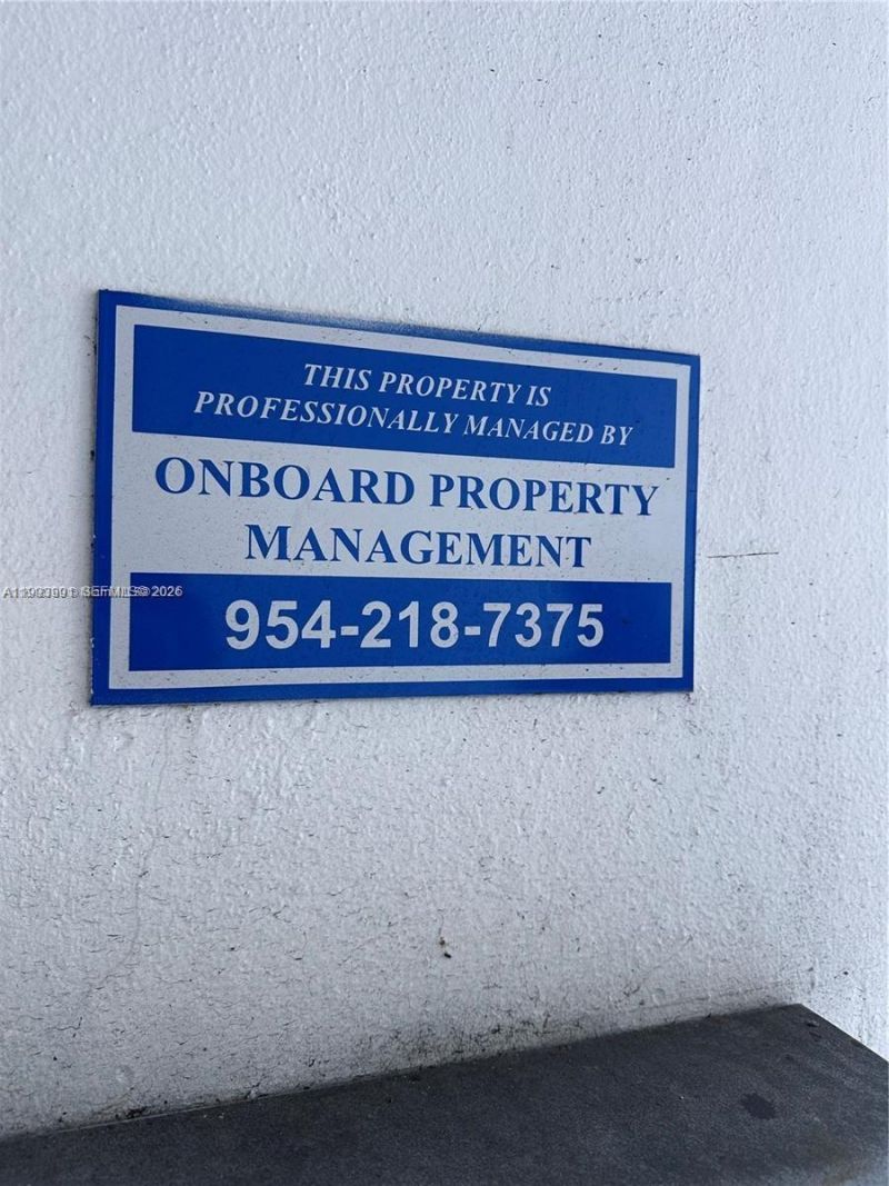 30 SE 4th Ave, Unit 116, Hallandale Beach, FL 33009 Photo