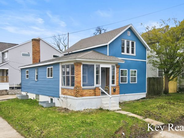 500 Sheldon Avenue SE, Grand Rapids, MI 49503