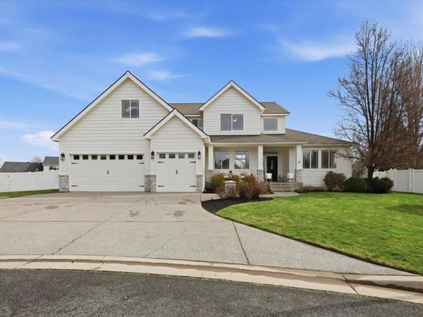 17405 E Morningside Ln, Greenacres, WA 99016