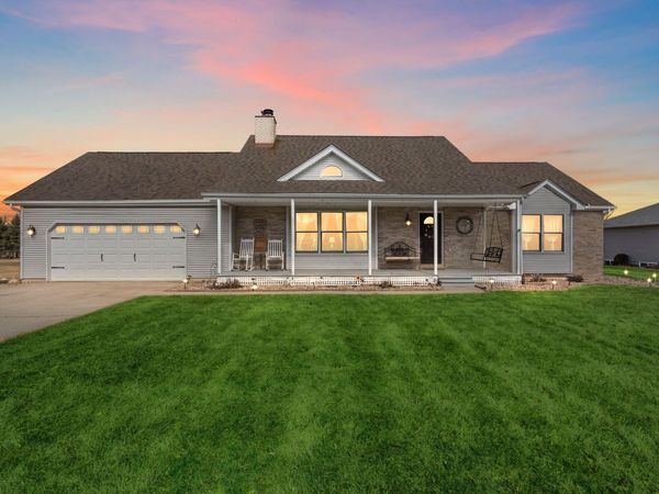 1790 W 134th Court , Crown Point, IN 46307