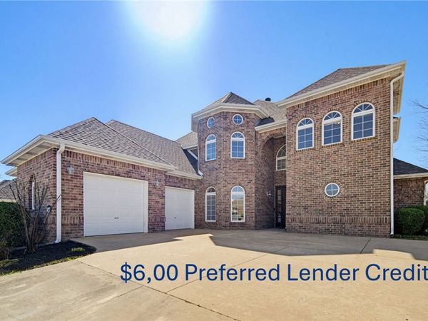 3912 NE Kensington Avenue , Bentonville, AR 72712