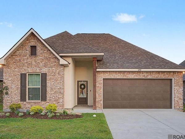 6492 Island Edge Dr, Gonzales, LA 70737