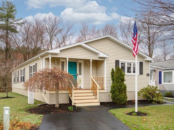 19 Hawthorne Street, Rockland, MA 02370