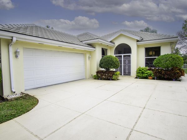 5058 SE Inkwood Way, Hobe Sound, FL 33455