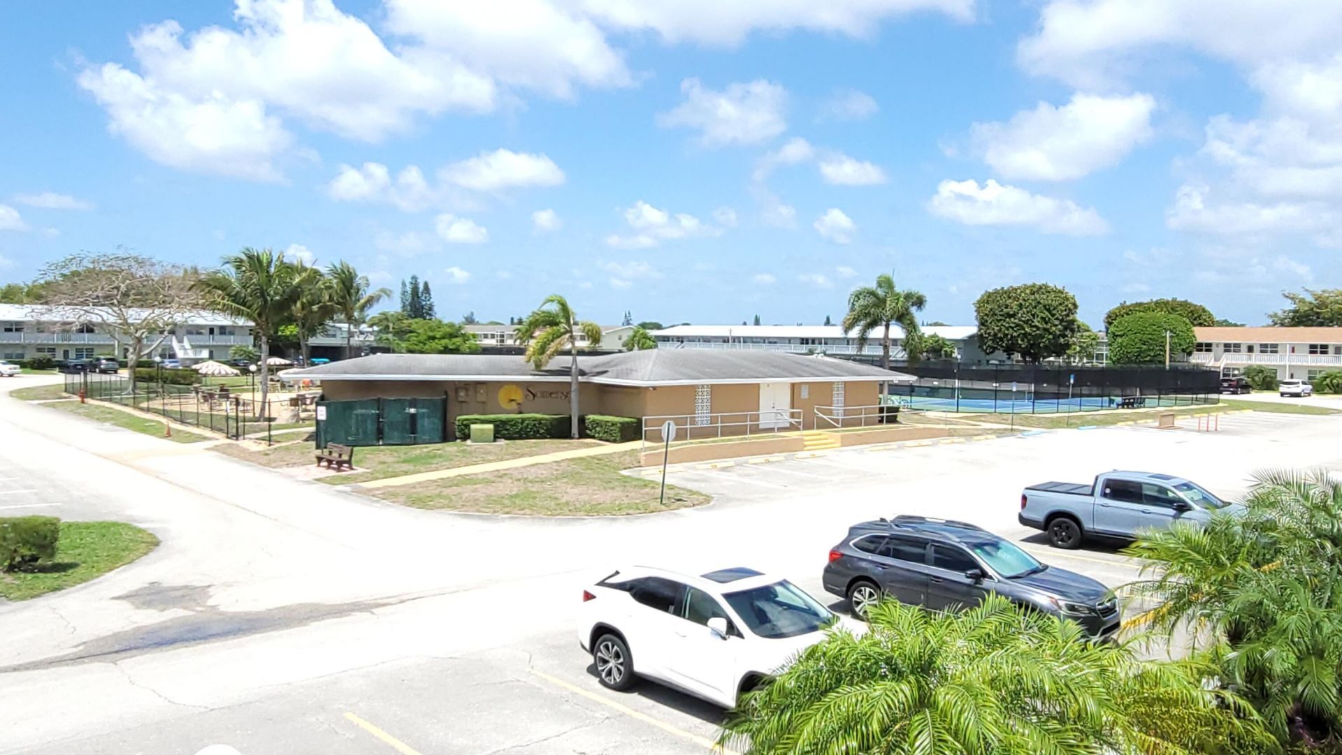 34 Somerset B, West Palm Beach, FL 33417 Photo