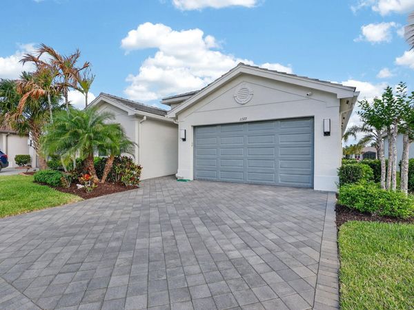 11377 SW Willow Lane, Port St. Lucie, FL 34987