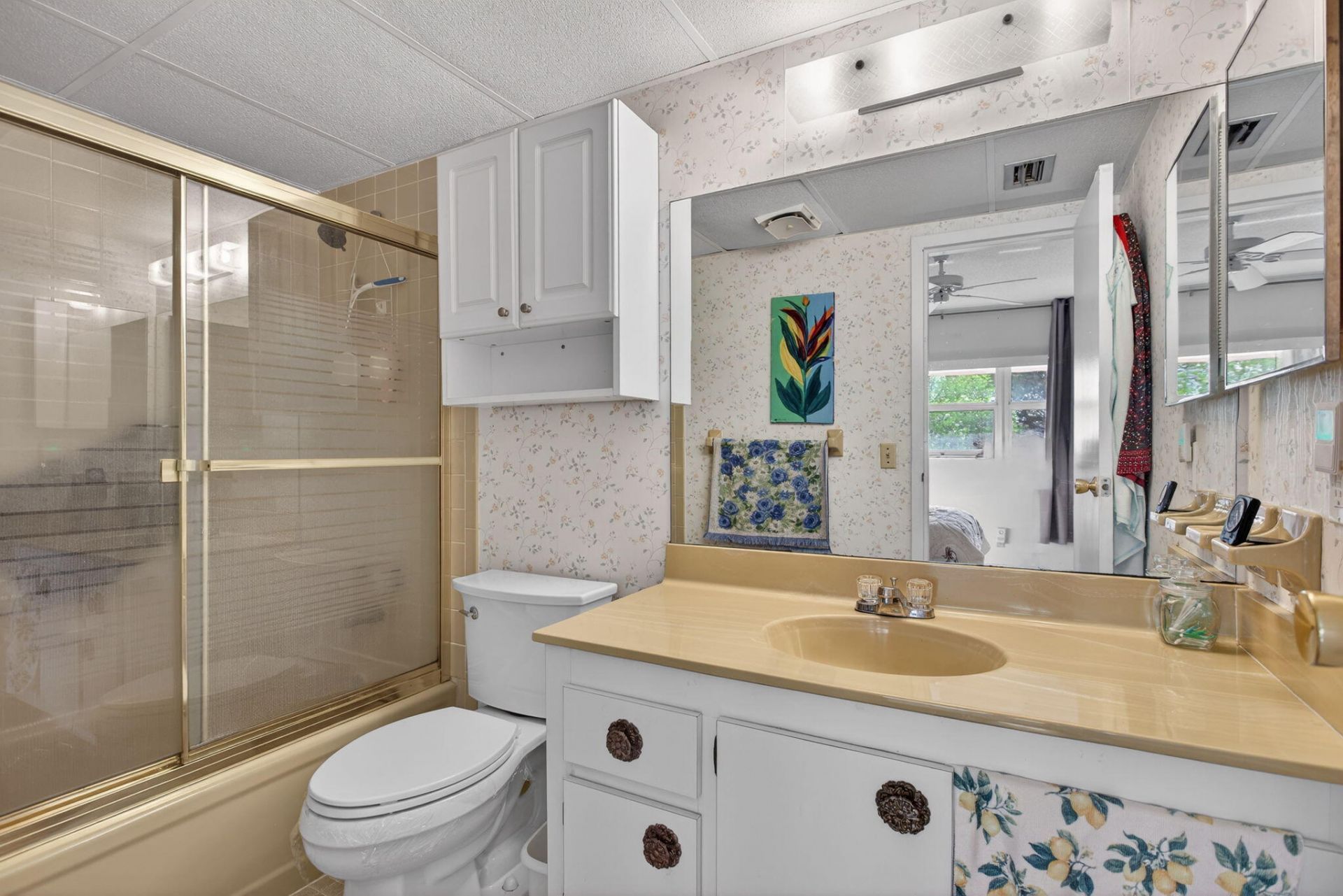 1030 Country Club Drive, Unit 407, Margate, FL 33063 Photo