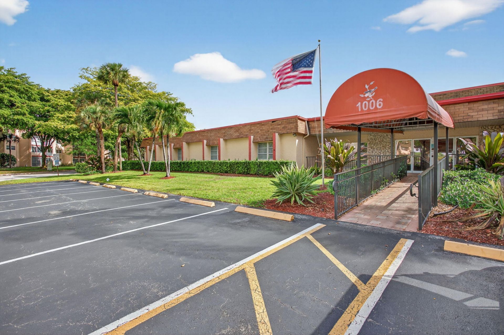 1030 Country Club Drive, Unit 407, Margate, FL 33063 Photo