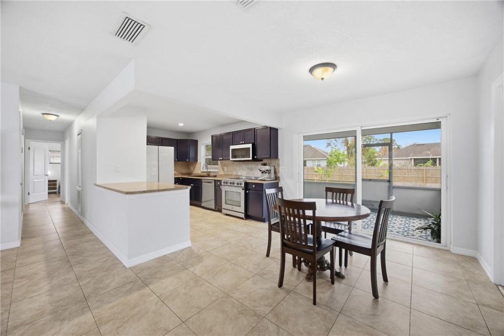 424 Fallon Drive, Port Saint Lucie, FL 34983 Photo