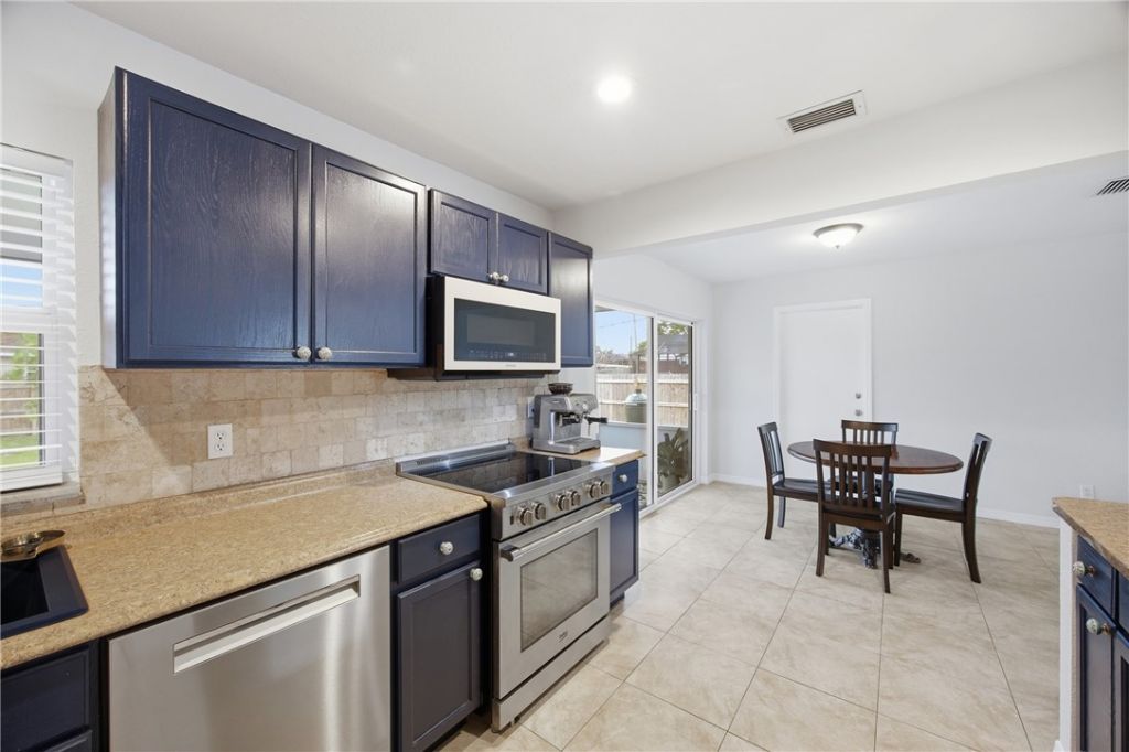 424 Fallon Drive, Port Saint Lucie, FL 34983 Photo