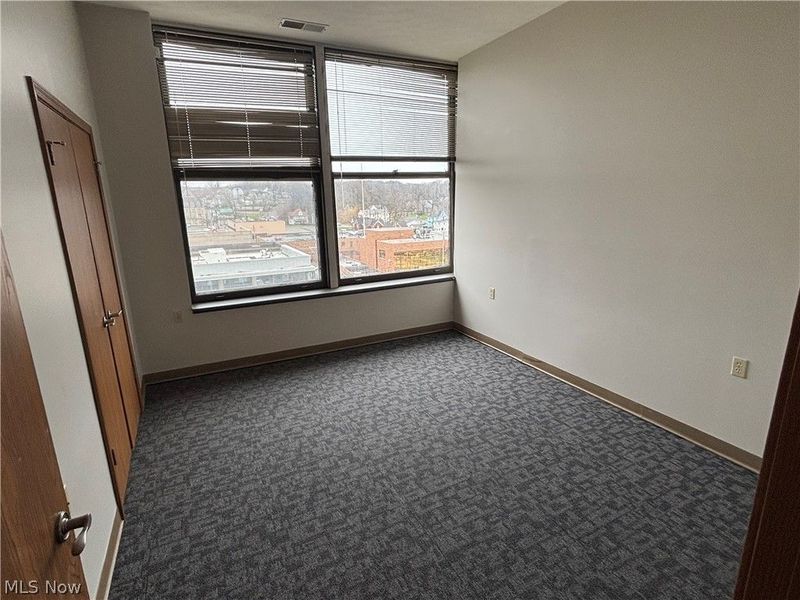 59 Lincoln Way E, Unit 602, Massillon, OH 44646 Photo 5