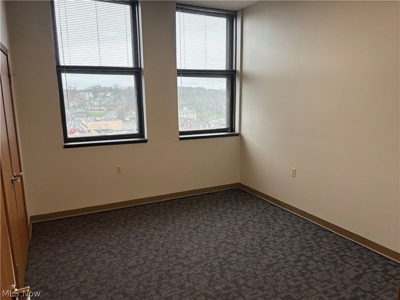 59 Lincoln Way E, Unit 702, Massillon, OH 44646 Photo 5