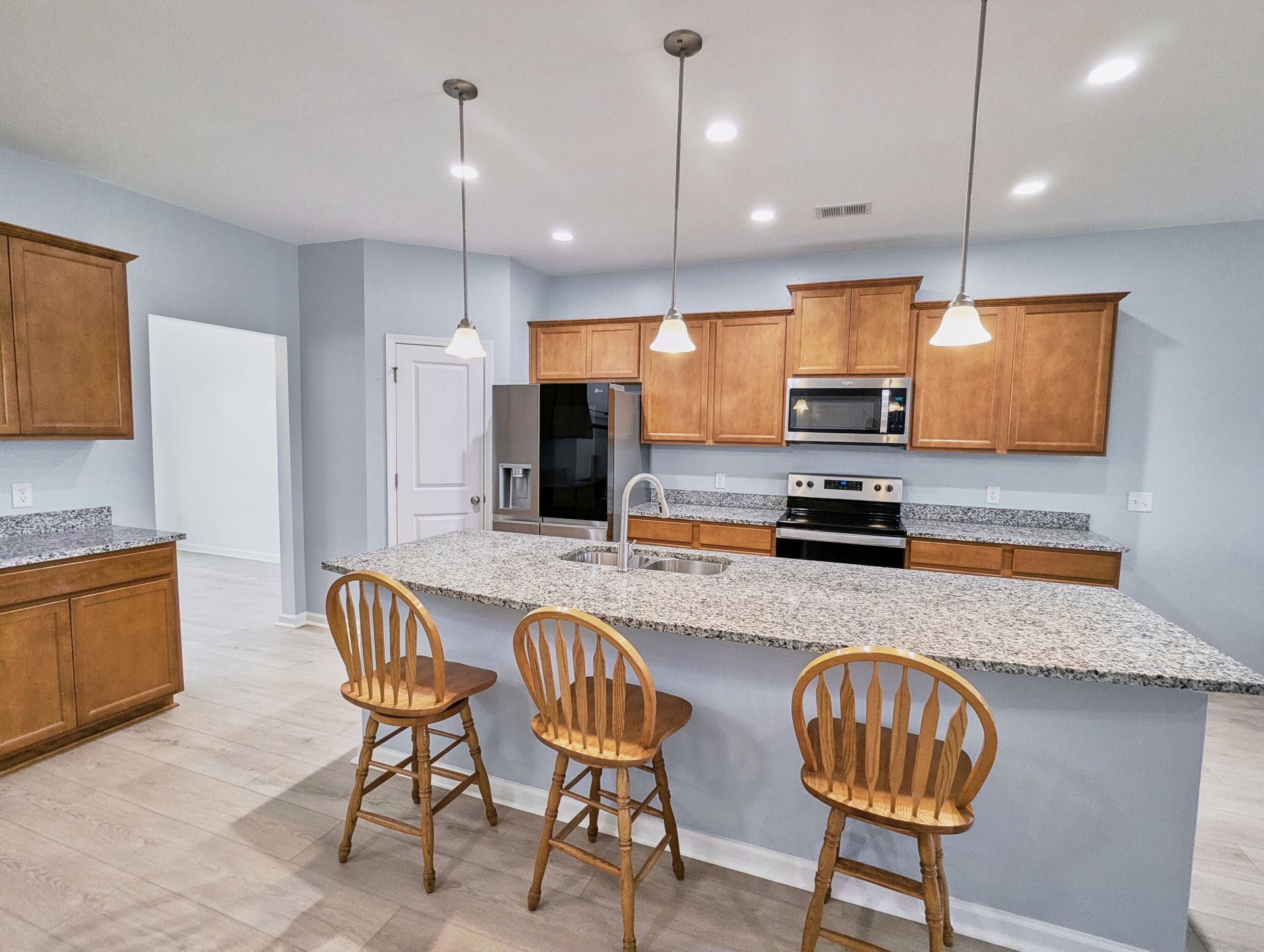 413 Ambrose Drive Photo 15