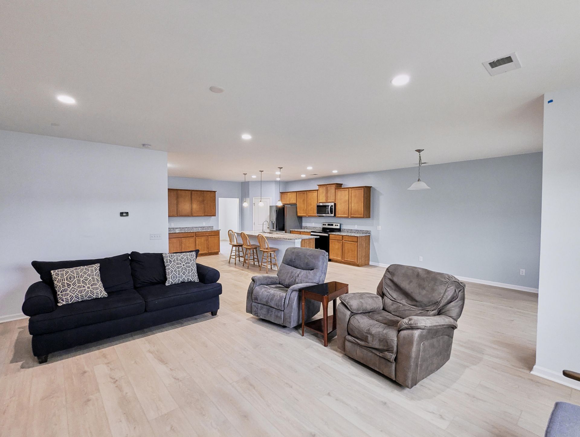 413 Ambrose Drive Photo 18