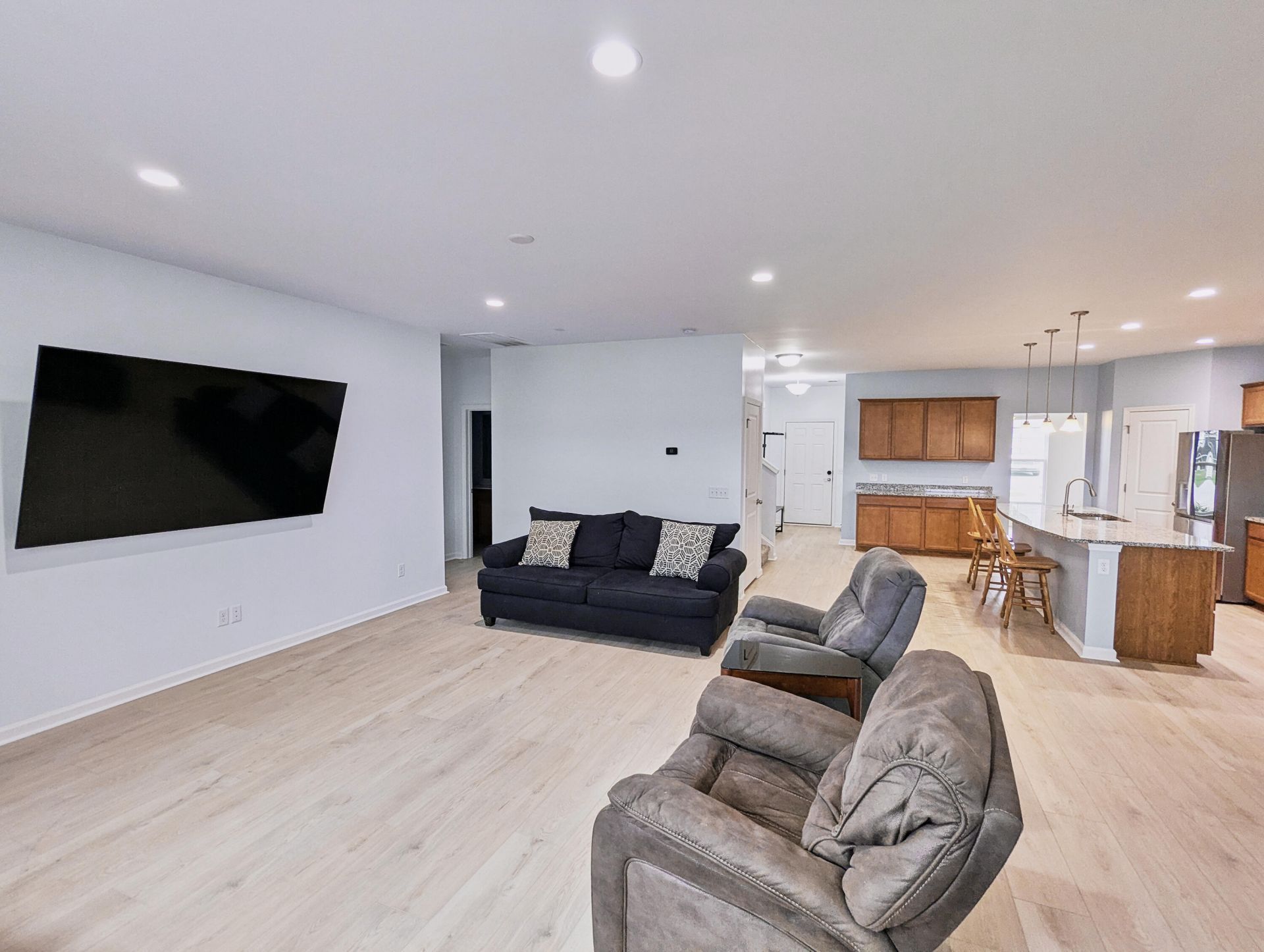 413 Ambrose Drive Photo 19