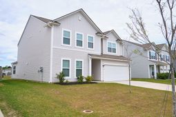 413 Ambrose Drive photo 4