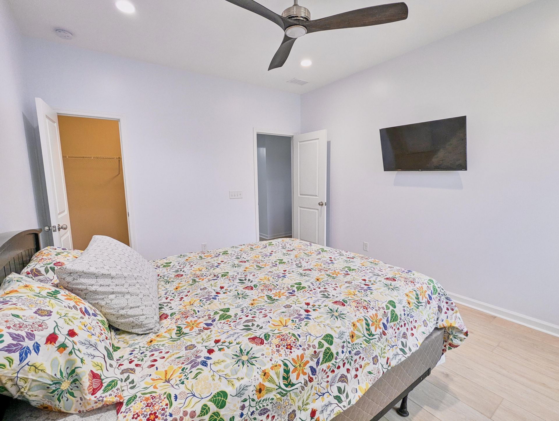 413 Ambrose Drive Photo 23