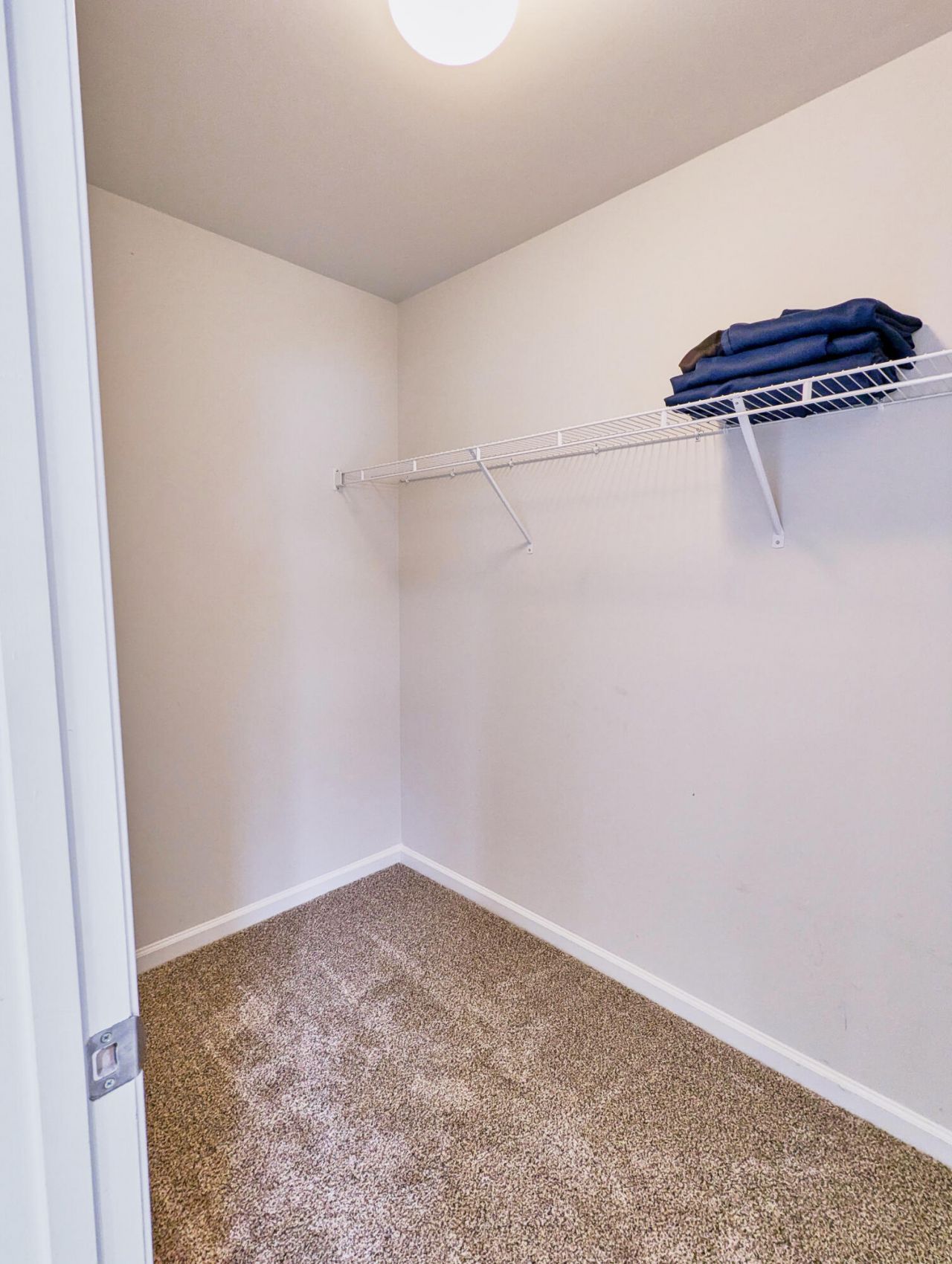 413 Ambrose Drive Photo 33